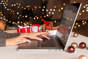 online shopping- cybersecurity tips blog featured image