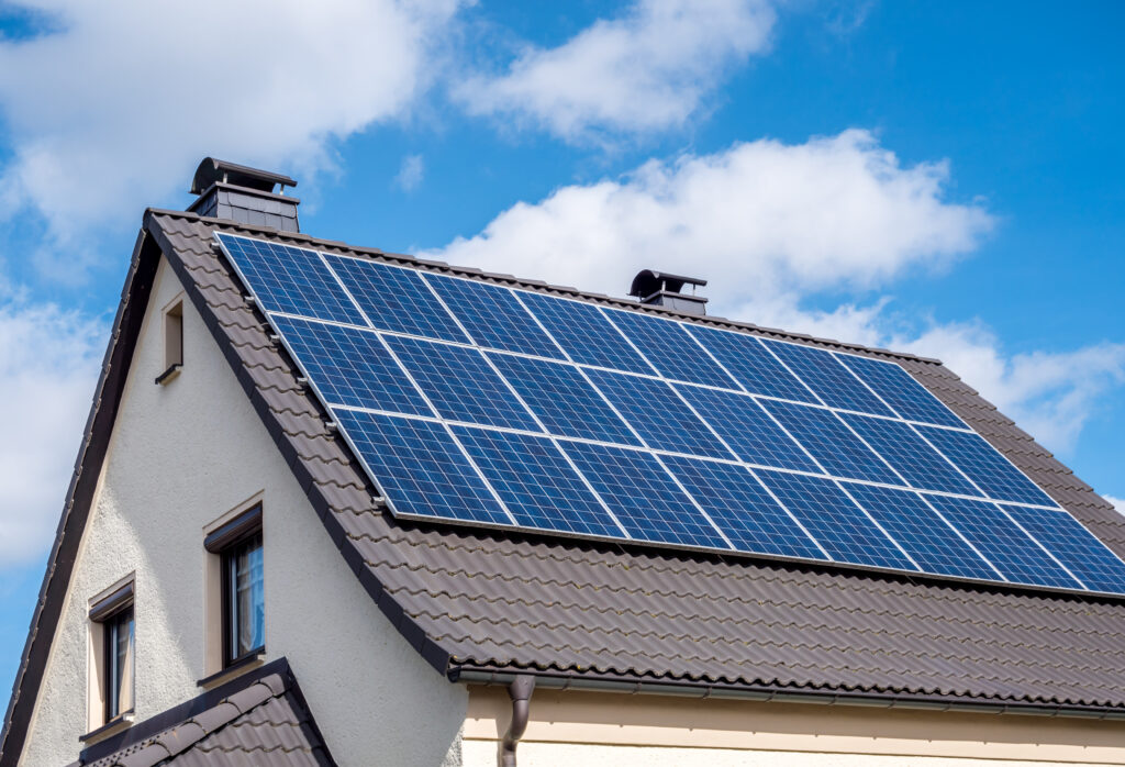 Home solar- Insuring Solar Panels blog featured image